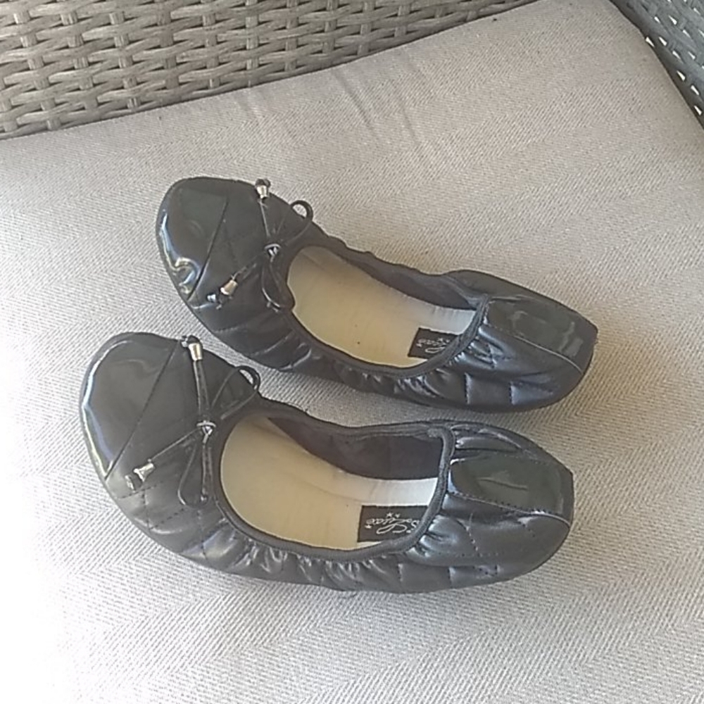 Footzy folds